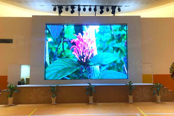 bao-gia-man-hinh-led-p2-5-hoi-truong báo giá màn hình led P2.5 hội trường